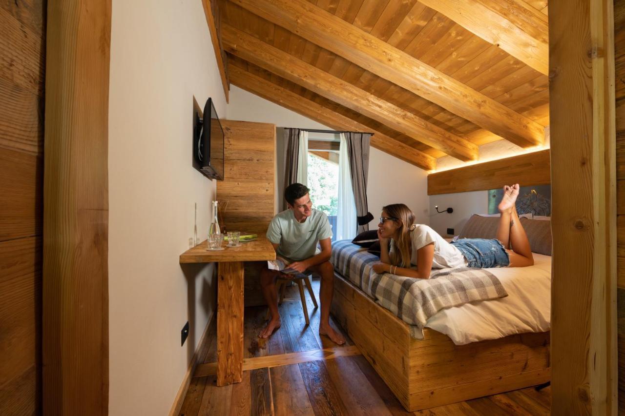 La Cascata Chambres D'Hotes La Salle Luaran gambar